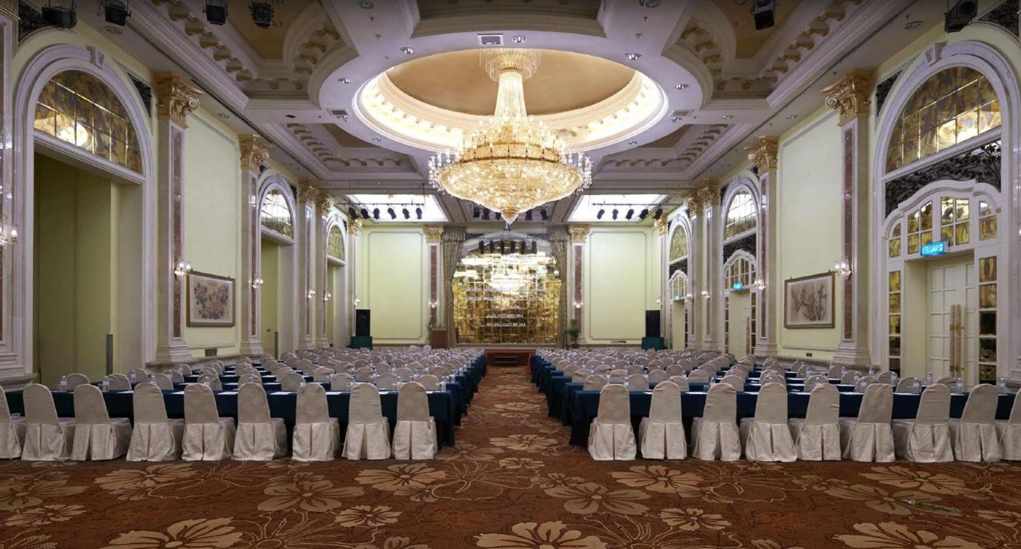 Grand Swiss-Belhotel Melaka Exterior foto